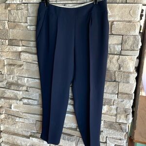 JCrew Navy Size 4, poly/crepe ankle pant. Great staple!
